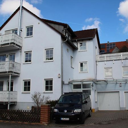 Ferienwohnung Mit 4 Schlafzimmer Fuer 2 Bis 9 Gaeste----Apartment With 4 Bedrooms For 2 To 9 Guests Neurenberg Buitenkant foto