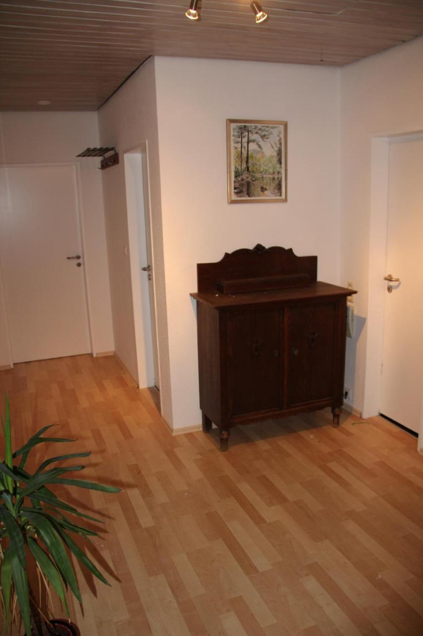 Ferienwohnung Mit 4 Schlafzimmer Fuer 2 Bis 9 Gaeste----Apartment With 4 Bedrooms For 2 To 9 Guests Neurenberg Buitenkant foto